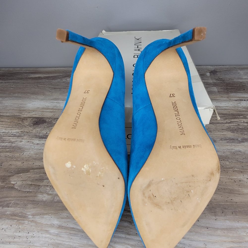 Manolo Blahnik Turquoise Suede Heels - Picture 6 of 9